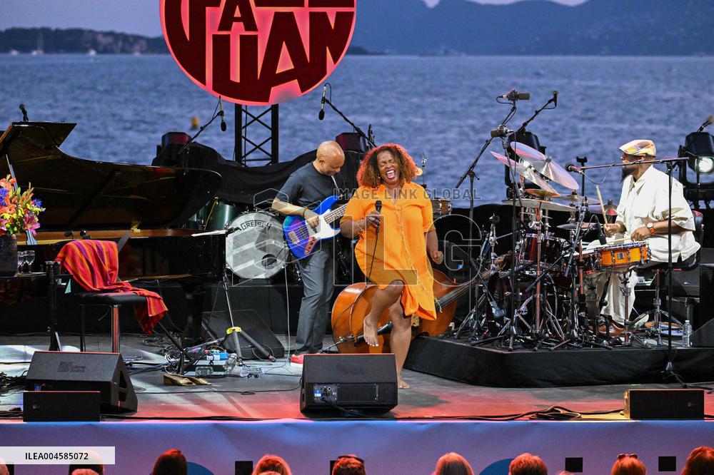Dianne Reeves At 64th Jazz A Juan Festival - Juan‑les‑Pins