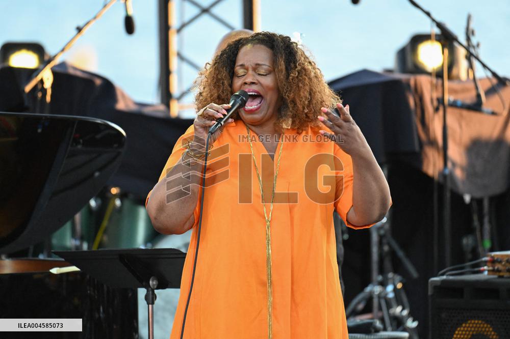 Dianne Reeves At 64th Jazz A Juan Festival - Juan‑les‑Pins