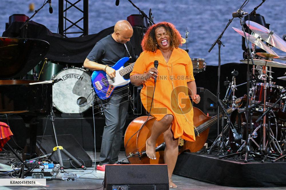Dianne Reeves At 64th Jazz A Juan Festival - Juan‑les‑Pins