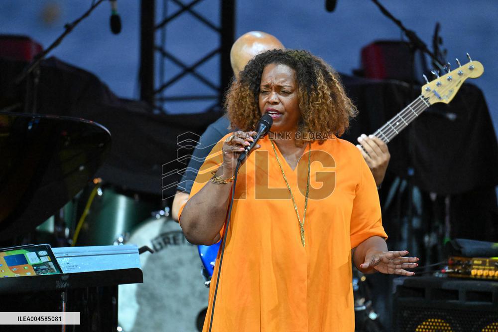 Dianne Reeves At 64th Jazz A Juan Festival - Juan‑les‑Pins
