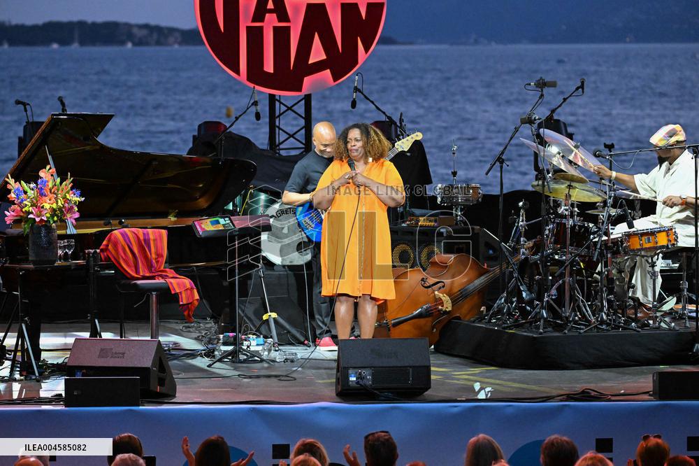 Dianne Reeves At 64th Jazz A Juan Festival - Juan‑les‑Pins