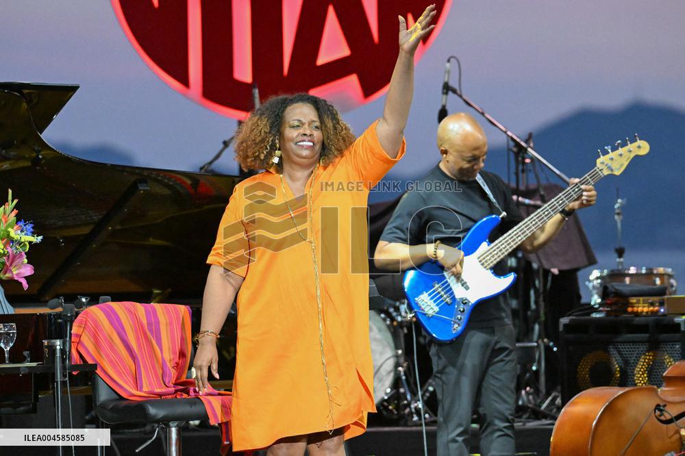 Dianne Reeves At 64th Jazz A Juan Festival - Juan‑les‑Pins