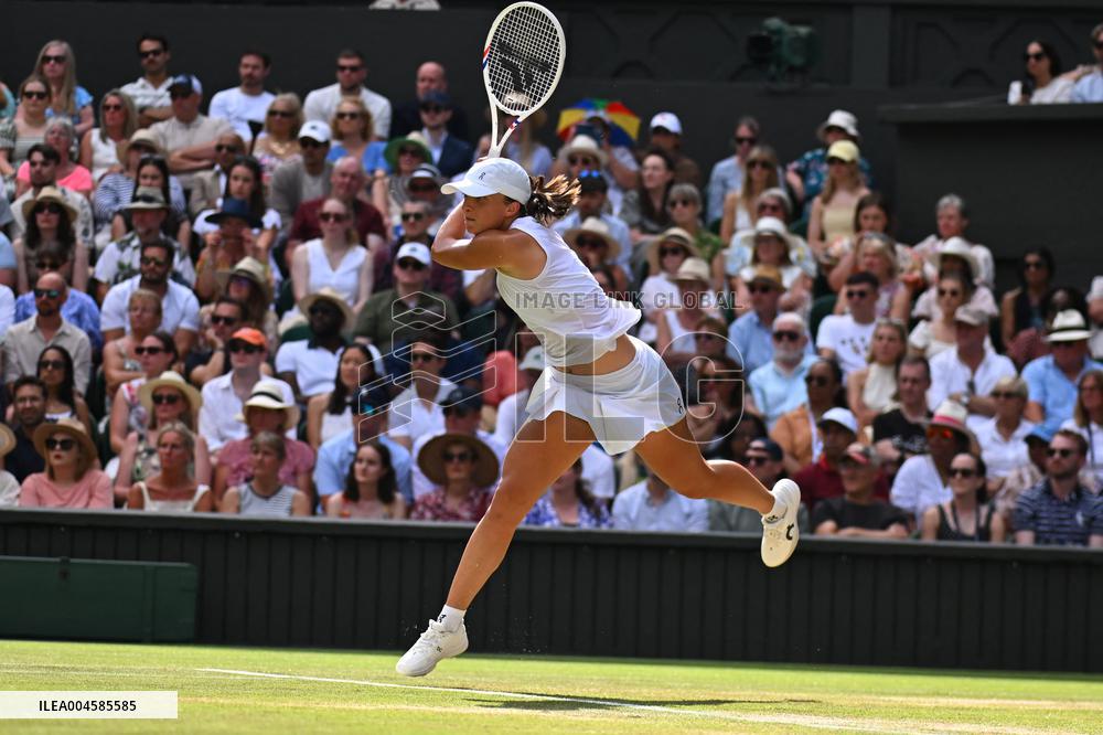 Iga Swiatek Wins A First Wimbledon Championship - London