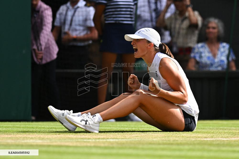Iga Swiatek Wins A First Wimbledon Championship - London