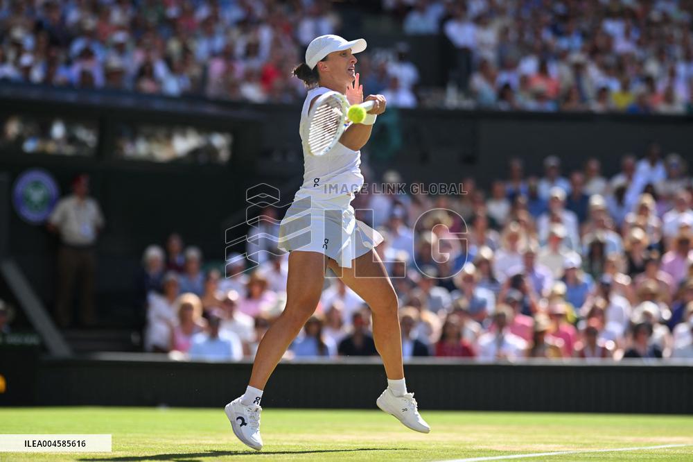 Iga Swiatek Wins A First Wimbledon Championship - London