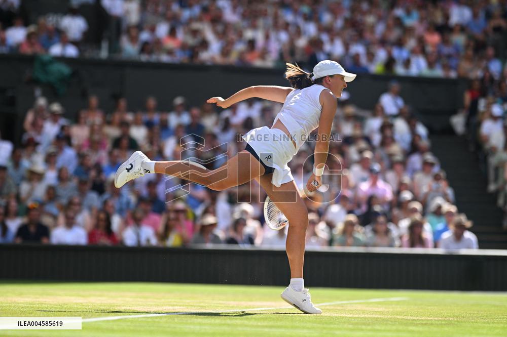Iga Swiatek Wins A First Wimbledon Championship - London