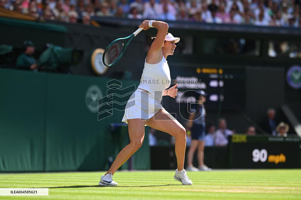 Iga Swiatek Wins A First Wimbledon Championship - London