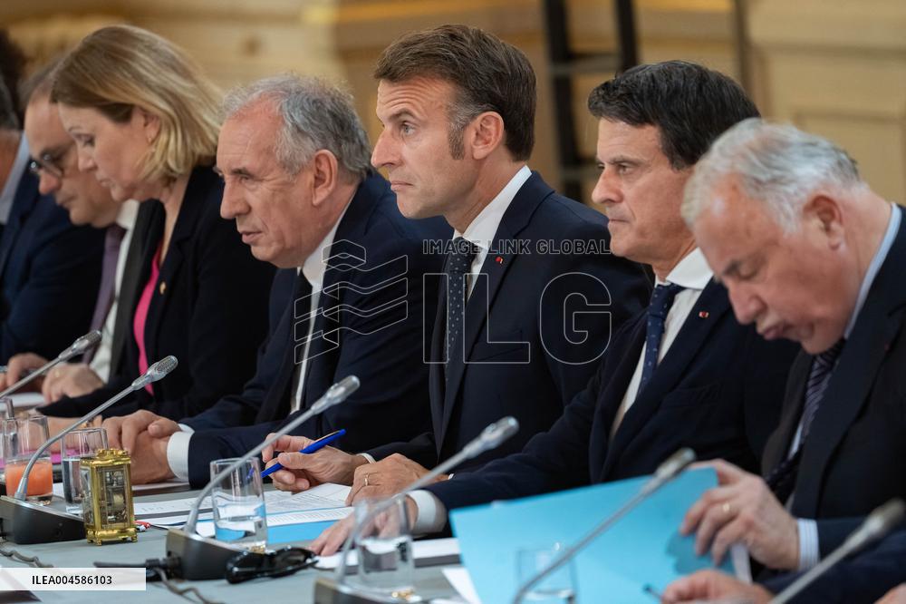 Macron Hosts New Caledonia Summit Conclusion - Paris