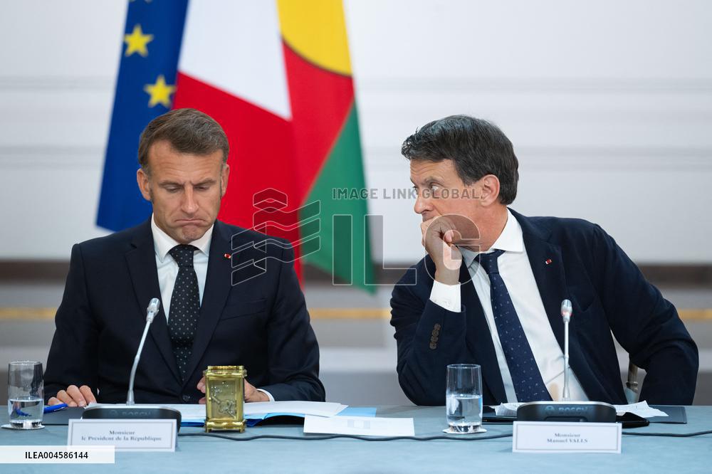 Macron Hosts New Caledonia Summit Conclusion - Paris