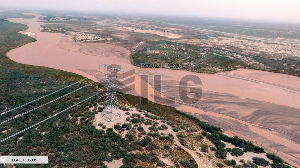 China Completes 750-kV Power Transmission Loop