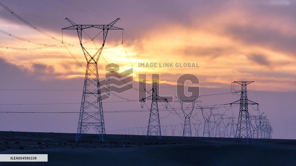 China Completes 750-kV Power Transmission Loop