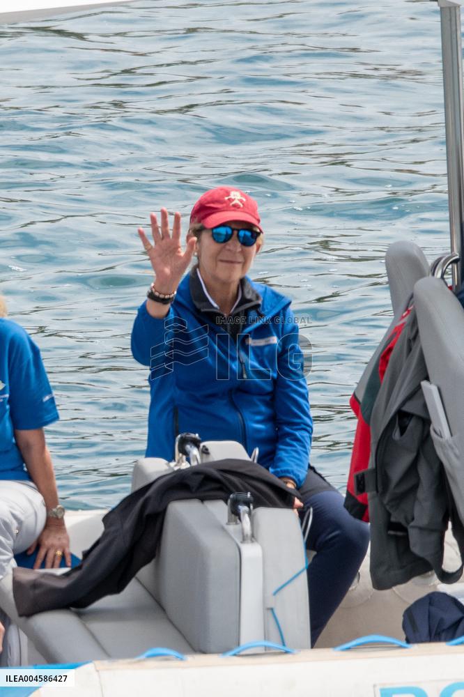 King Juan Carlos Goes Sailing With Infanta Elena - Sanxenxo
