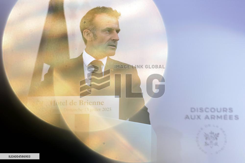 French President Meets the Armed Forces - Paris