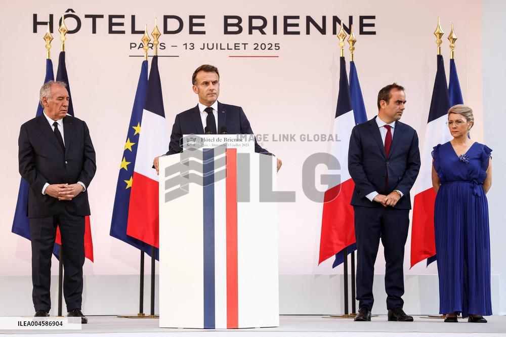 French President Meets the Armed Forces - Paris