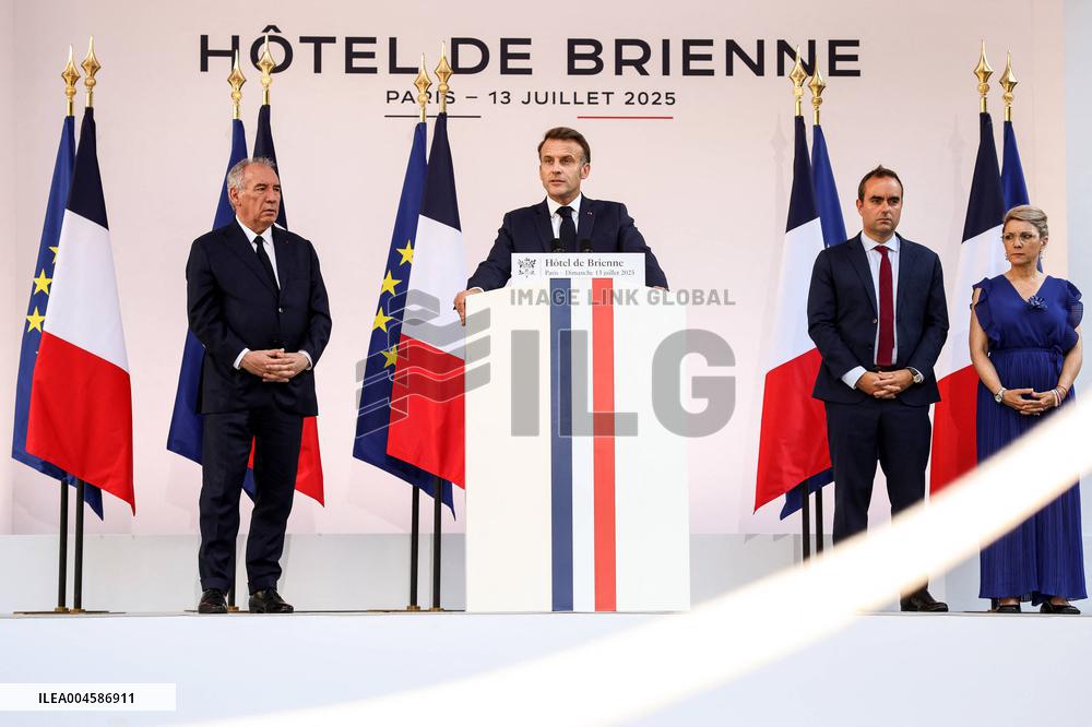 French President Meets the Armed Forces - Paris