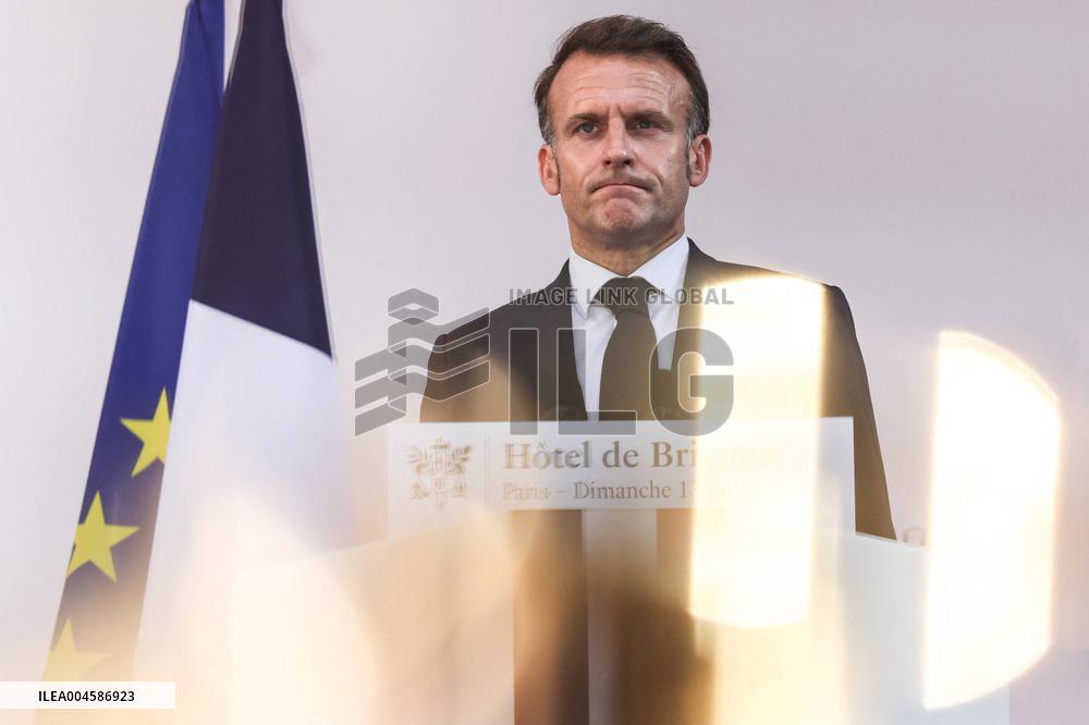 French President Meets the Armed Forces - Paris