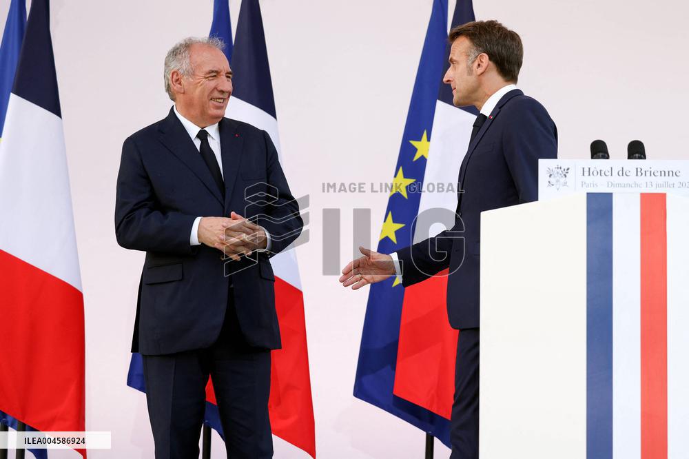 French President Meets the Armed Forces - Paris