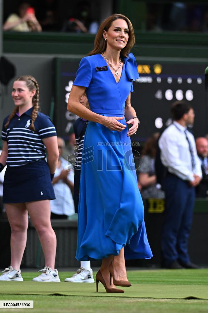 Princess of Wales Presents The Trophy of Gentlemen s Singles Final - Wimbledon 2025
