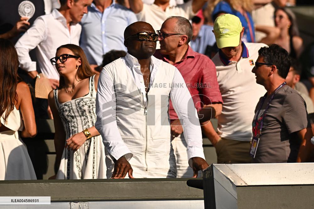 British Music Legend Seal Celebrates Jannik Sinner - Wimbledon 2025