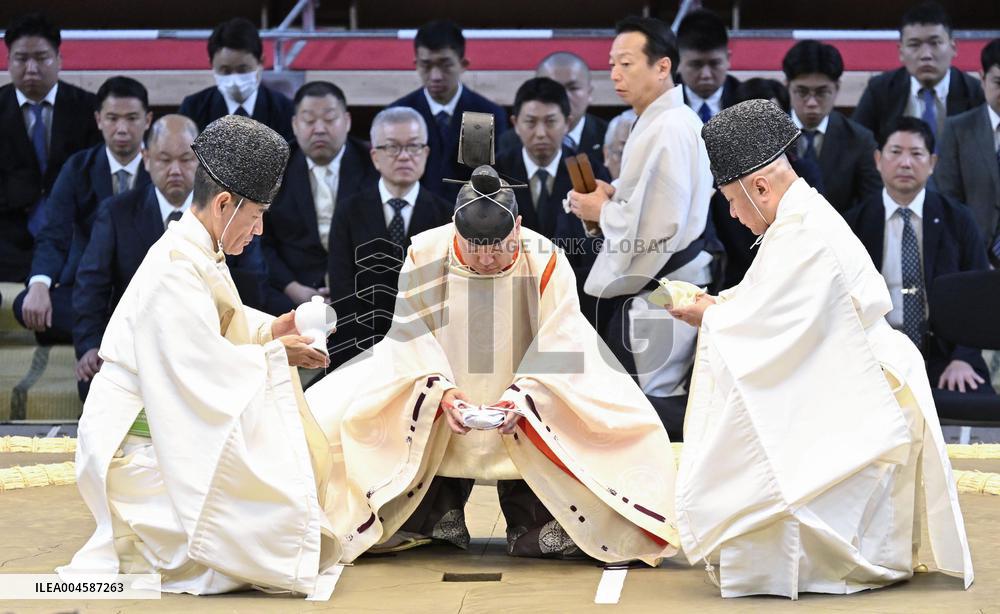 Sumo: Ritual ahead of Nagoya tournament