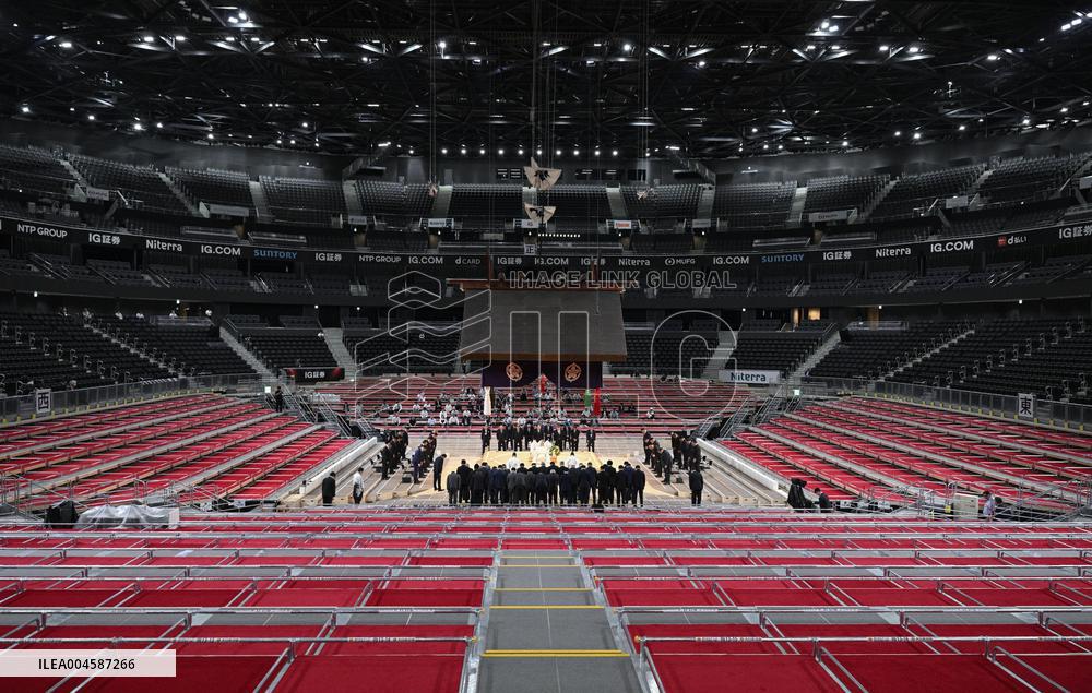 Sumo: Ritual ahead of Nagoya tournament