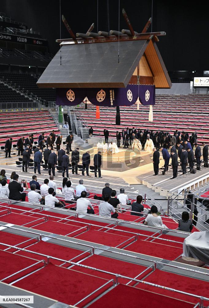 Sumo: Ritual ahead of Nagoya tournament