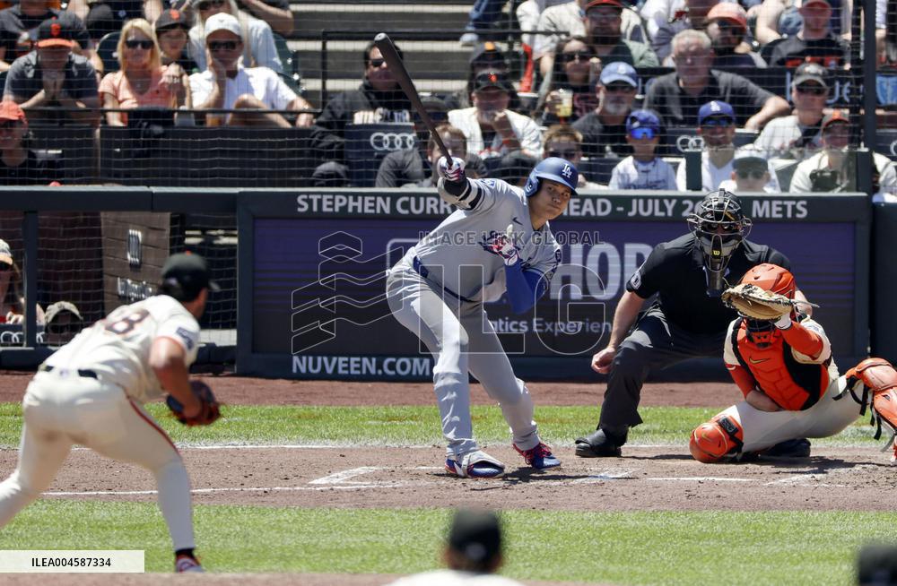 Baseball: Dodgers vs. Giants