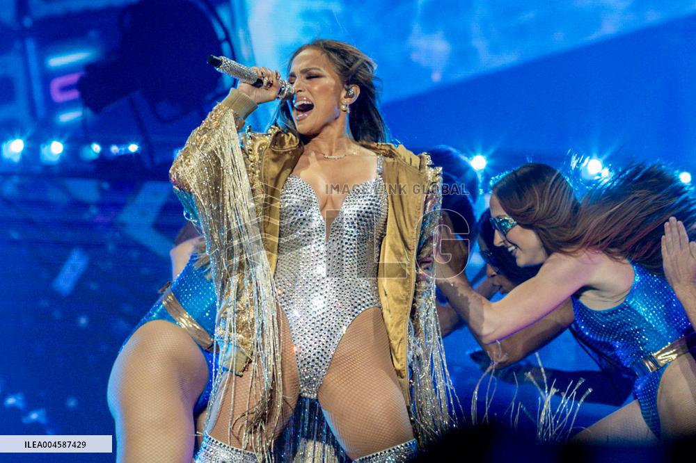 Jennifer Lopez In Concert - Madrid