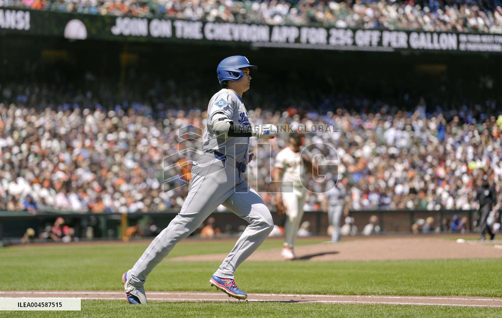 Baseball: Dodgers vs. Giants