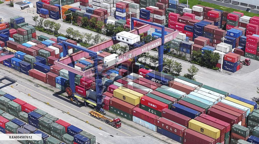 China Import And Export of Goods Trade Growth in H1 2025