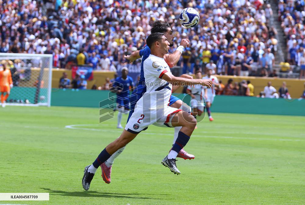 FIFA Club World Cup - Chelsea vs PSG
