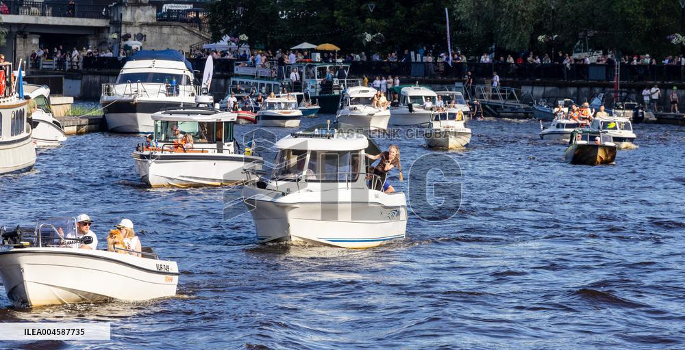 The EmajÃµgi Boat Festival