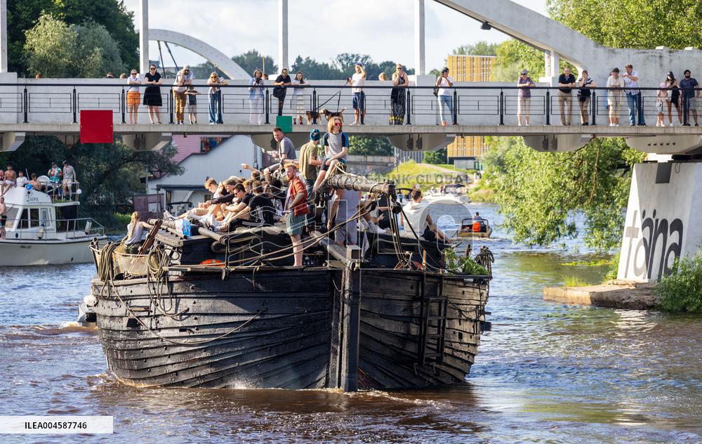 The EmajÃµgi Boat Festival