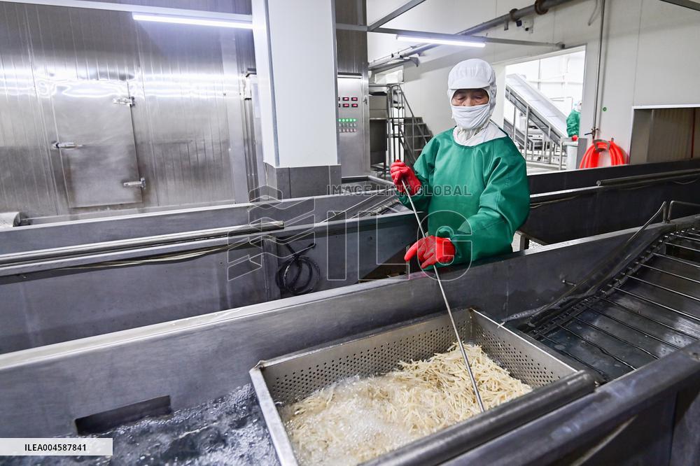 China Import And Export of Goods Trade Growth in H1 2025