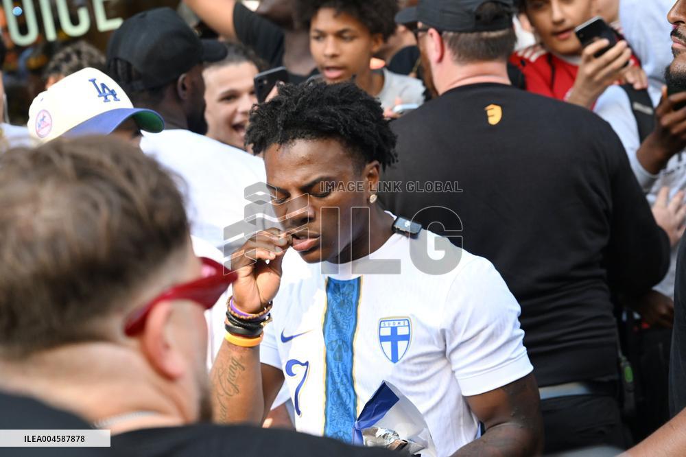 IShowSpeed visits Finland