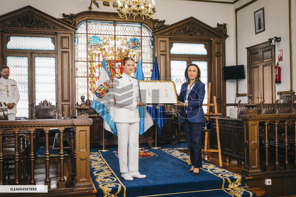 Princess Leonor receives the "Title of Adoptive Daughter of Marin" - Marin