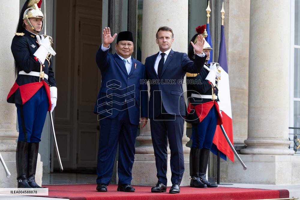 Emmanuel Macron welcomes Indonesian President prior a working diner - Paris