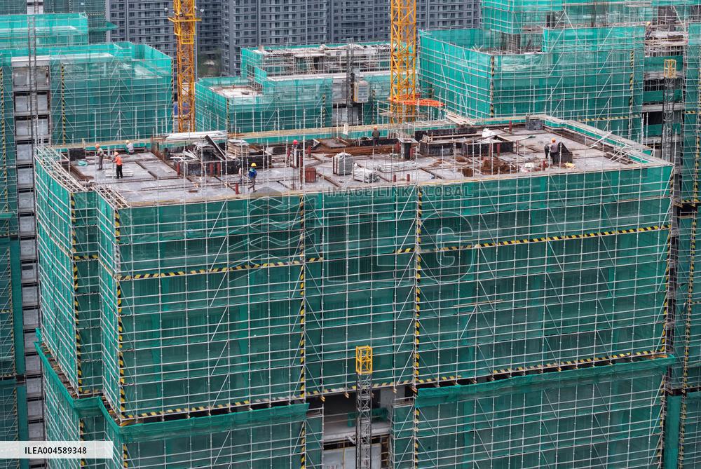 China Real Estate Development Investment Declines in H1 2025