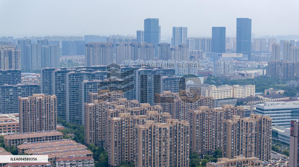 China Real Estate Development Investment Declines in H1 2025