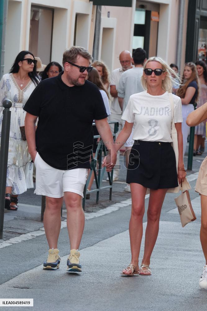 James Corden And Julia Carey Strolling - Saint-Tropez