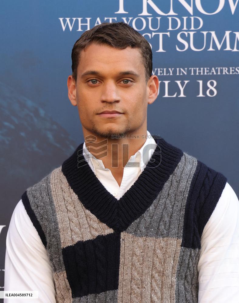 I Know What You Did Last Summer Premiere - LA