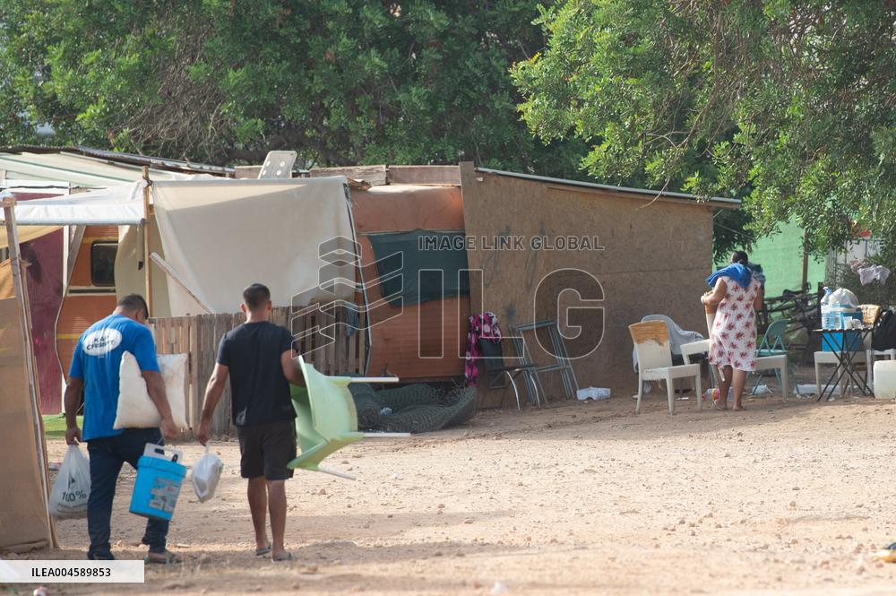 Eviction of Can Rova 2 in Santa Eularia - Ibiza