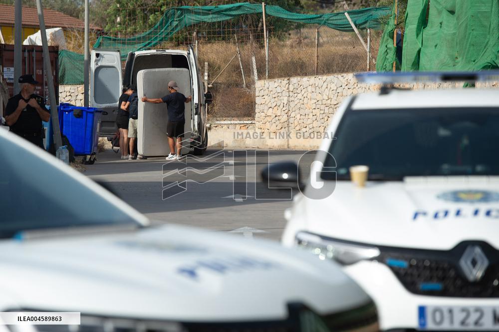 Eviction of Can Rova 2 in Santa Eularia - Ibiza