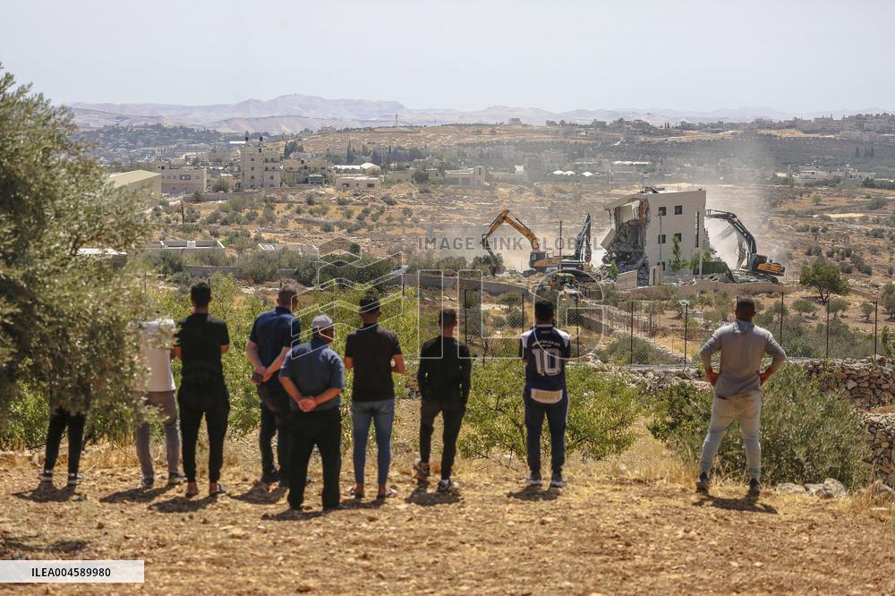 Israeli Army Destroys Palestinain House - West Bank