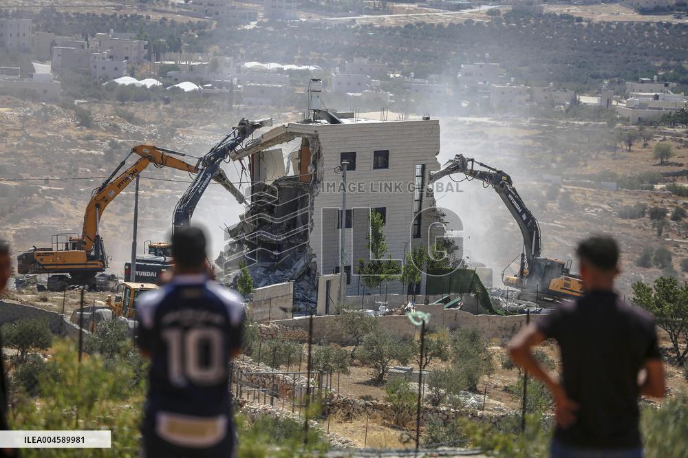 Israeli Army Destroys Palestinain House - West Bank