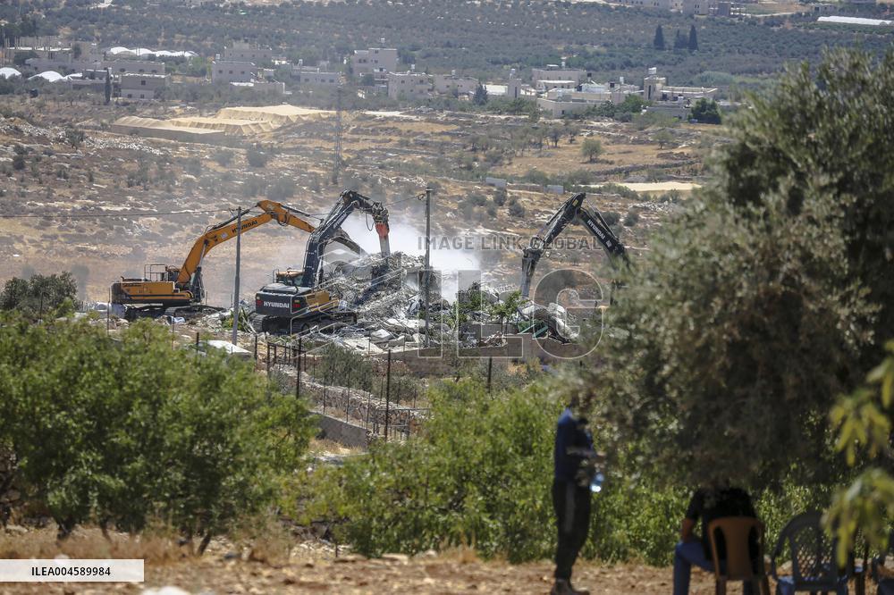Israeli Army Destroys Palestinain House - West Bank