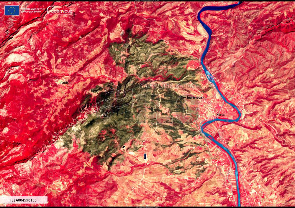 Wildfire Engulfs 3300 Hectares Near Pauls - Spain