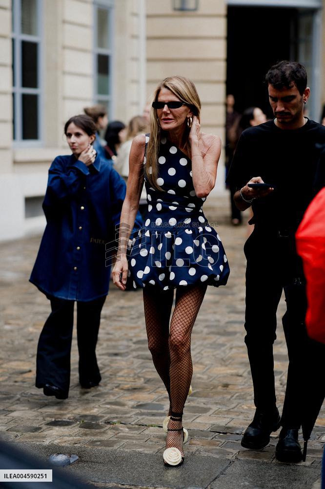 PFW - Patou Outside Arrivals