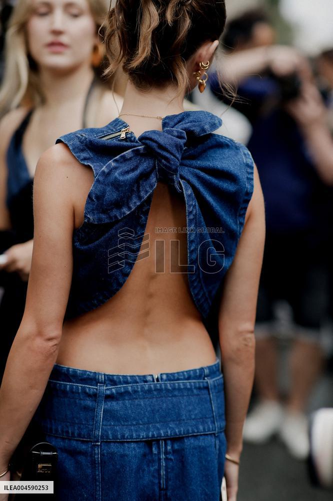 PFW - Patou Outside Arrivals