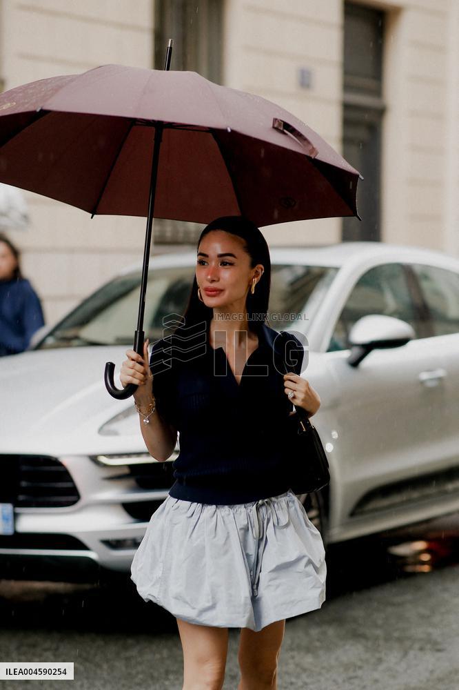 PFW - Patou Outside Arrivals